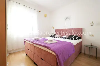 House 179 m², Omiš - quiet location near the sea - 8