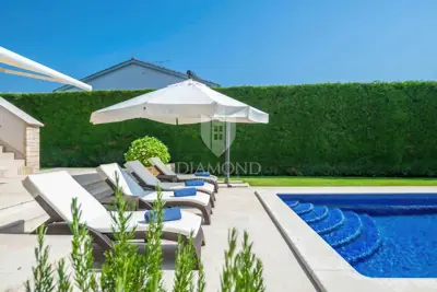 Kuća 160 m², Poreč - luksuzna vila s bazenom - 4
