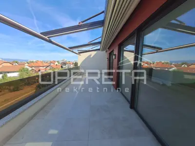 Luksuzni dvoetažni penthouse u Velikoj Gorici – privatni ulaz liftom u dnevni bo - 6