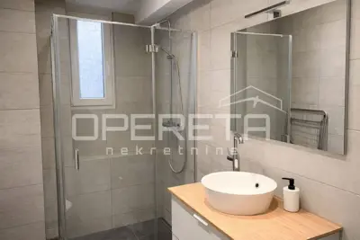 Stan 39 m², Maksimir - 2-soban, namješten - 3