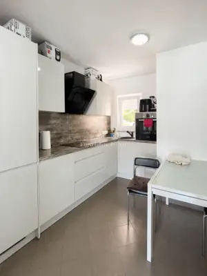 Wohnung 55,49 m², Veli Brgud - 2 Schlafzimmer und Balkon - 2