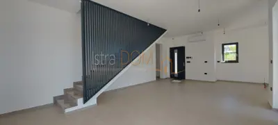 * Prekrasna dvojna vila u Medulinu super lokacija * - 13