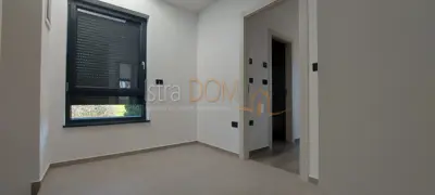 * Prekrasna dvojna vila u Medulinu super lokacija * - 15