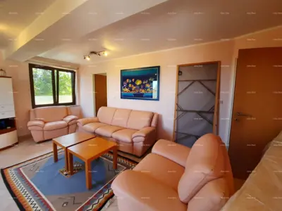 Prodaje se samostojeća kuća, 175 m², Marčana - 2