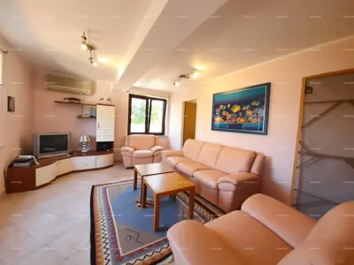 Prodaje se samostojeća kuća, 175 m², Marčana - 3