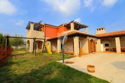 Haus zum Kauf in Barban, 240 m² - 2