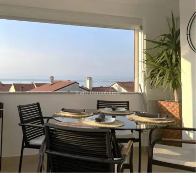 Apartman 47 m², Malinska na Krku, velika terasa i pogled na more - 4