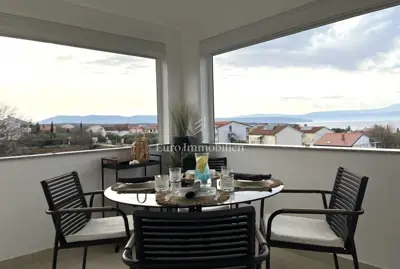 Apartman 47 m², Malinska na Krku, velika terasa i pogled na more - 2