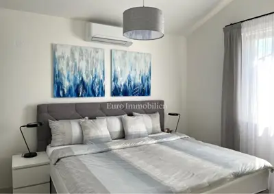 Apartman 47 m², Malinska na Krku, velika terasa i pogled na more - 19
