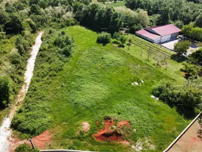 BARBAN – Bauland mit Projekt (Duplex), 15 Minuten zum Meer - 9