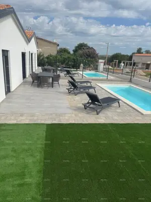 Kuća 80 m², Gedići kod Poreča, grijani bazen
