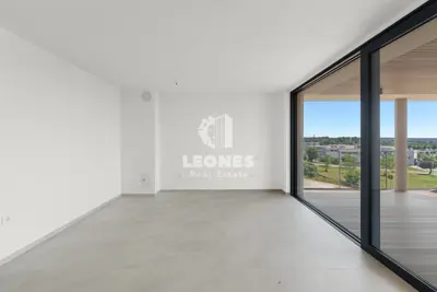 Stan 81 m², Novigrad - pogled na more i terasa - 8