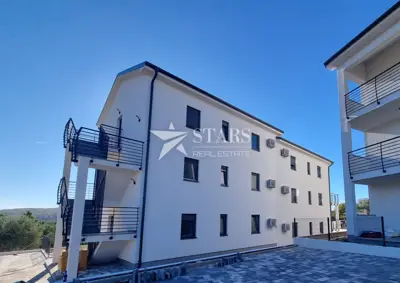 Otok Krk, Čižići 2S+DB stan u novogradnji - 2