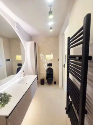 Rijeka, wunderschöne 2 Zimmer + Wohnzimmer Wohnung mit atemberaubendem Panoramablick - 6