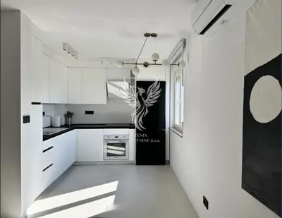 Rijeka, wunderschöne 2 Zimmer + Wohnzimmer Wohnung mit atemberaubendem Panoramablick - 4