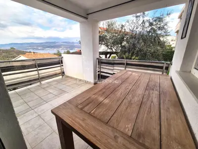 Apartment 75 m², Šilo - 2 bedrooms and covered terrace - 2