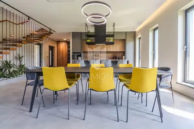 Villa 200 m², Svetvinčenat - new, pool and summer kitchen - 16