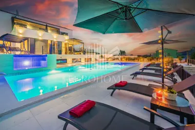 Villa 240 m², Vrana - 4 Schlafzimmer und Pool - 10