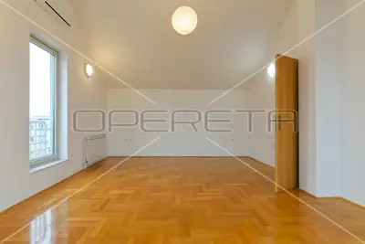 Gewerbeimmobilie zur Miete in Malešnica, 110 m² - 4