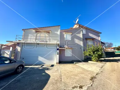 Haus 381 m², Stupin Čeline - 150 m vom Meer - 2
