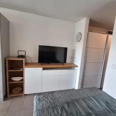 Studio apartment, Duga Uvala, first row to the sea - 6