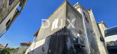 Haus 700 m², Roč - 5 Apartments und etablierte Vermietung - 21
