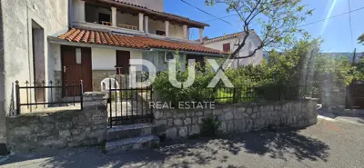 Haus 700 m², Roč - 5 Apartments und etablierte Vermietung - 17