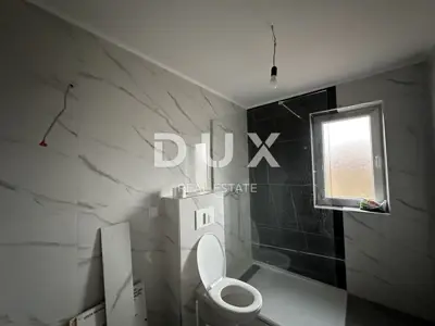 Haus 241 m², Murvica - ruhige Nachbarschaft - 16