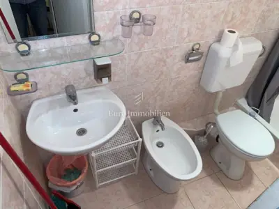 House for sale in Brist, 208 m² - 9