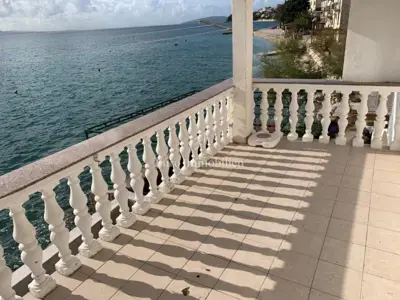 House for sale in Brist, 208 m² - 16