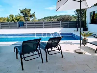 Vila 237 m², Rogač na Šolti - uz more i privatnost - 20