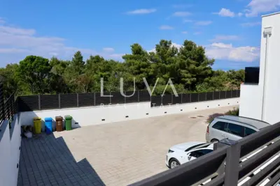 Vila 237 m², Rogač na Šolti - uz more i privatnost - 18