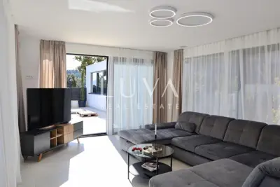 Vila 237 m², Rogač na Šolti - uz more i privatnost - 5