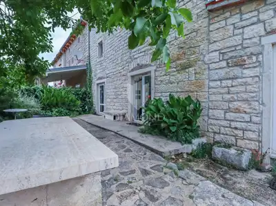 Wunderschönes Steinhaus in einem kleineren Ort nahe Rovinj - 9