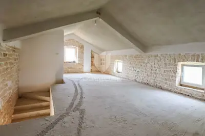 Wunderschönes Steinhaus in einem kleineren Ort nahe Rovinj - 6