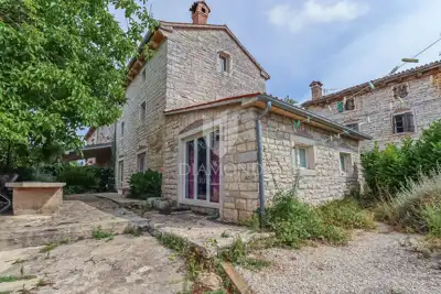Wunderschönes Steinhaus in einem kleineren Ort nahe Rovinj - 3