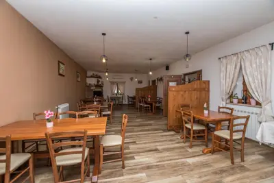 Geschäftsgebäude 276 m², Poreč - Restaurant und Unterkunft - 12
