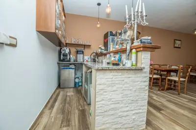 Geschäftsgebäude 276 m², Poreč - Restaurant und Unterkunft - 15