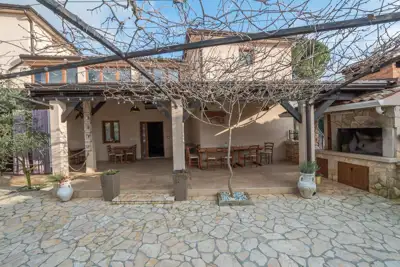 Geschäftsgebäude 276 m², Poreč - Restaurant und Unterkunft - 4