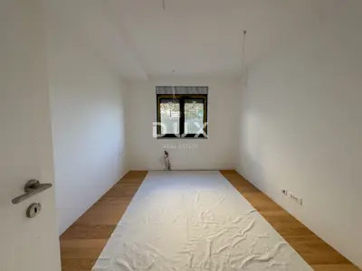 Wohnung 107 m², Opatija - Centar, Terrasse 19 m² und Garage - 9