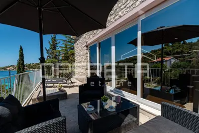 Kuća 110 m², Vela Luka - prvi red do mora - 13