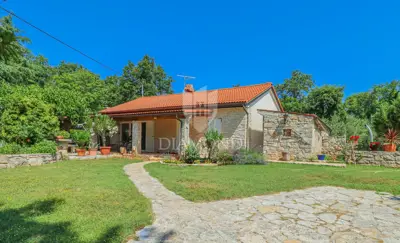 Kuća 144 m², Lovrečica, velika okućnica i mir - 17