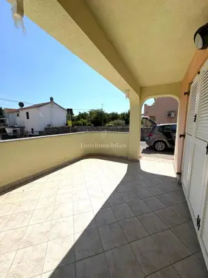 Otok Krk - namještena kuća s okućnicom i garažom - 3