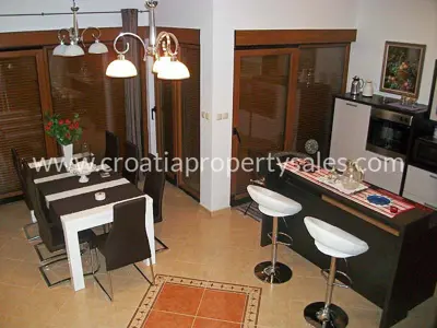 Villa 447 m², Rogoznica, Zentrum und Panoramablick - 8