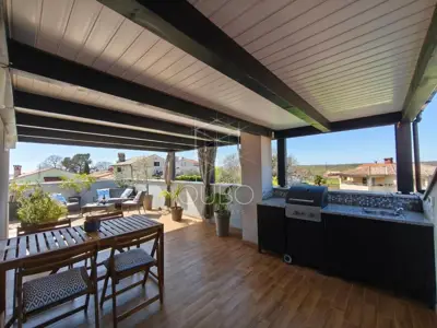 House for sale in Bale, 370 m² - 3