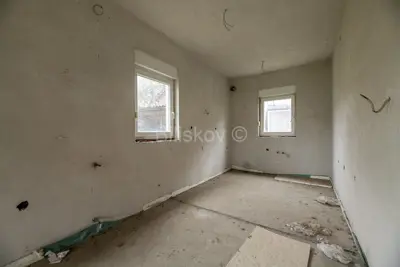 Apartment 334 m², Hrvatski Leskovac, three-story five-room apartment - 4