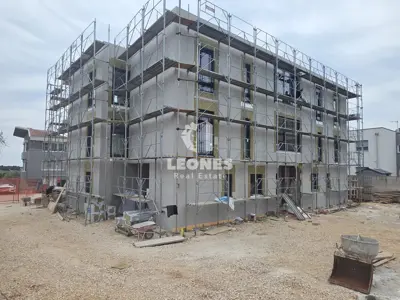 Wohnung 86 m², Umag - Garten 32 m² und 600 m vom Meer entfernt