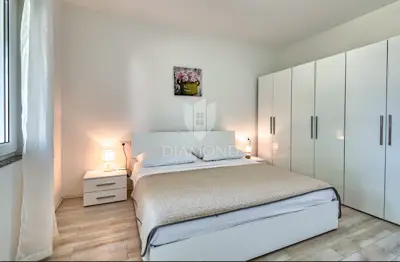 Spacious house with a pool in Ližnjan - 9