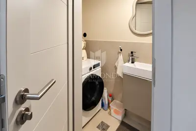 Steinhaus 120 m², Bale - kunstvoll gestaltetes Zuhause - 10