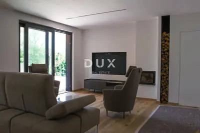 Haus 377 m², Višnjan - Pool und Sommerküche - 16